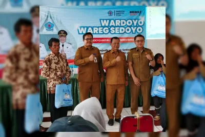 Pemkab Brebes Salurkan 4.116 Paket Bansos Sembako Wardoyo