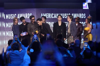 BTS Raih Song of the Summer di AMAs Lewat 'Swim'