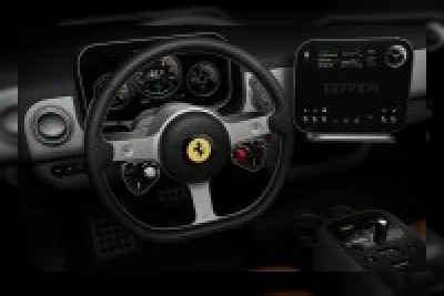 Ferrari Luce Pakai Layar OLED Samsung dengan Lubang dan Desain Bertumpuk
