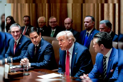 Trump Gelar Rapat Kabinet Penuh di Camp David