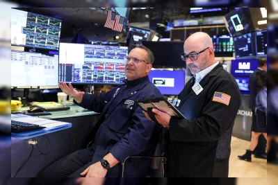 S&P 500 dan Nasdaq Melemah, Investor Tunggu Perkembangan Timur Tengah