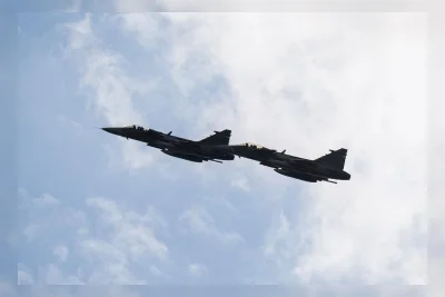 Ukraina Beli 20 Jet Gripen Baru, Swedia Donasikan 16 Unit Bekas