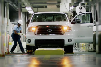 AS Minta Konten Mobil Buatan Amerika Utara Capai 82%, Setengahnya dari AS