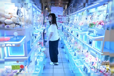 Hong Kong Perketat Aturan Mesin Claw Machine karena Kecanduan