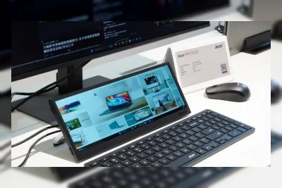 Acer PM131QT: Monitor Sekunder Ideal untuk Flight Simulator dan Sim Racing