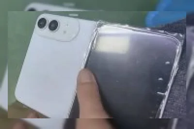 Foto iPhone Fold Warna Silver Muncul, Bocoran Desain Lipat Apple