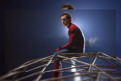 Tom Holland Nantikan Hadirnya Spider-Man Generasi Baru