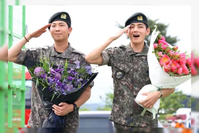 Kisah V dan RM BTS di Kamp Militer Curi Perhatian Penggemar