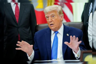 Trump Ancam Serangan Baru ke Iran, Tuduh Negosiator 'Mempermainkan' AS