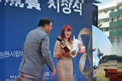 Seniman Instalasi Shim Young-churl Raih Penghargaan Moonshin Art Award