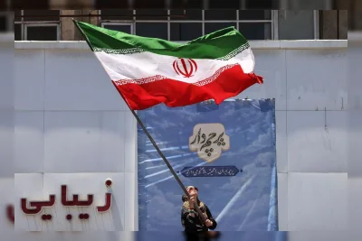 Iran Buka Selat Hormuz dan Jual Minyak Bebas Berdasarkan Kesepakatan dengan AS