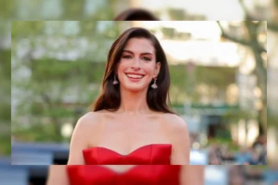 Anne Hathaway Umumkan Hamil Anak Ketiga, Pamer Baby Bump di Instagram