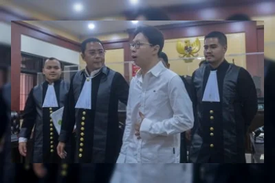 Kubu Richard Lee Soroti Kelemahan Dakwaan JPU dalam Eksepsi 24 Halaman