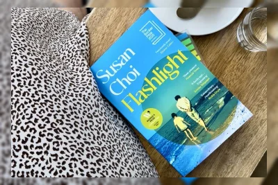 Resensi K-LIT: 'Flashlight' Susan Choi, Saga Keluarga yang Menerangi Horor Sejarah