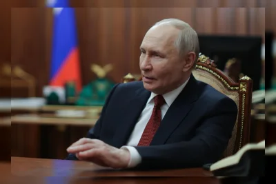 Serangan Drone Ukraina Bakar Kilang Minyak Rusia, Putin Akui Kelangkaan BBM