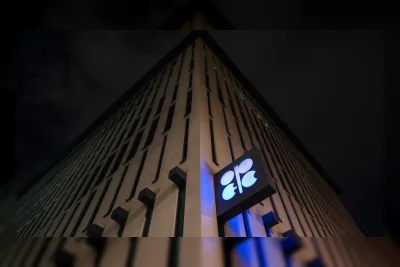 Ekspor Via Selat Hormuz Pulih, Produksi OPEC Melonjak di Juni