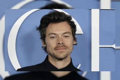 Harry Styles Dipastikan Absen di Pernikahan Taylor Swift dan Travis Kelce