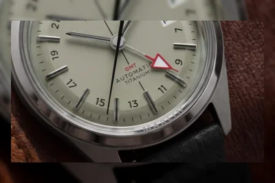 Timex Luncurkan Jam Tangan Marlin GMT dengan Bodi Titanium dan Gerakan Otomatis