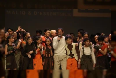 Maliq & D'Essentials Terharu Nonton Musikal Senja Teduh Pelita