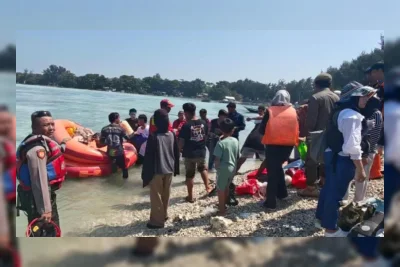 Kapal Mati Mesin di Perairan Pulau Pari, 150 Penumpang Dievakuasi