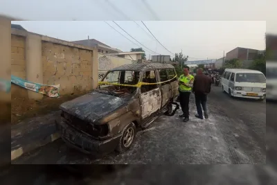 Mobil Terbakar Usai Isi BBM di SPBU Kampung Utan, Tangsel