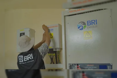 BRI Peduli Hadirkan PLTS di Bandung Barat untuk Terangi Desa Bojong