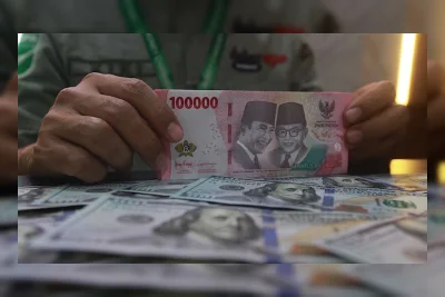 Rupiah Dibuka Rp18.000/US$, Tapi Langsung Balik Arah