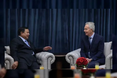Prabowo Subianto Bertemu Eks PM Inggris Tony Blair di Jakarta