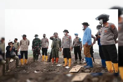 Hari Kedelapan, Kebakaran TPA Jatiwaringin Tangerang Belum Padam