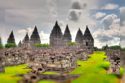 India Bantu Revitalisasi 200 Perwara Candi Prambanan
