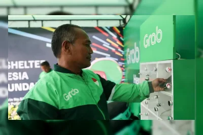 Pramono Resmikan Shelter Ojol di Thamrin untuk Tertibkan Ojek Online
