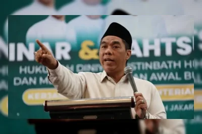 KH Zulfa Mustofa Ajak Ulama NU Hidupkan Tradisi Menulis Kitab