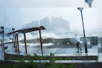 China Siaga Hadapi Topan Bavi yang Picu Hujan Lebat Meluas