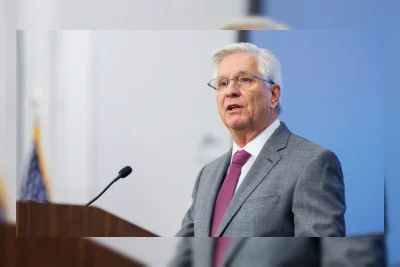 Waller The Fed Sinyalkan Kenaikan Suku Bunga Jika Inflasi Tinggi