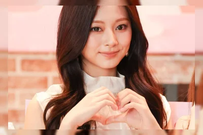 Masa Depan Tzuyu TWICE di JYP Entertainment Masih Dibahas