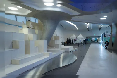 Dongdaemun Design Plaza Berubah Menjadi Tempat Liburan Raksasa