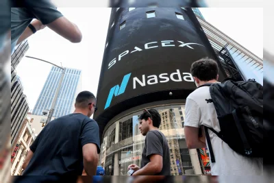 Harga Saham SpaceX Anjlok di Bawah Harga IPO, Uji Kepercayaan Pasar