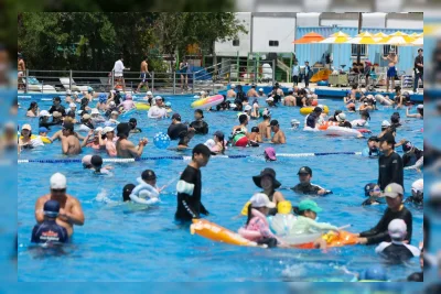 Kolam Renang Han River Seoul Buka Malam Hari, Pengunjung Membludak