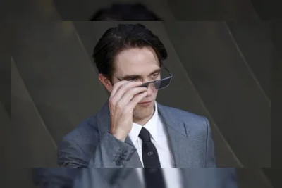 Christopher Nolan Kelakar Robert Pattinson Aktor Tersibuk Saat Ini