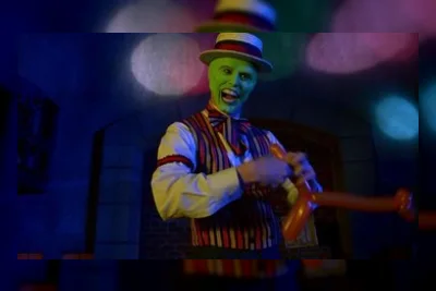 Jim Carrey Beri Penghormatan untuk Sutradara The Mask yang Meninggal