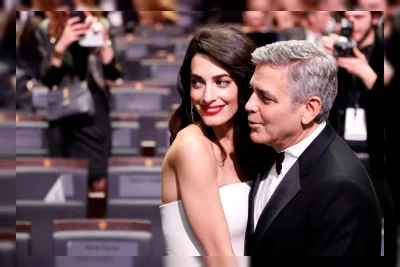 Amal Clooney Sarap Sup Rumput Laut Korea untuk Jaga Berat Badan