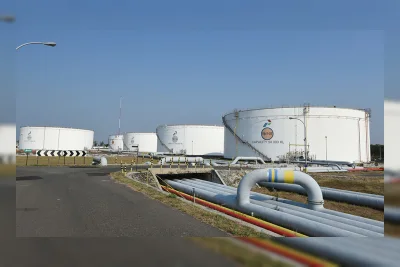 Bahlil Klaim Stok BBM dan LPG di Atas Standar Minimum Nasional
