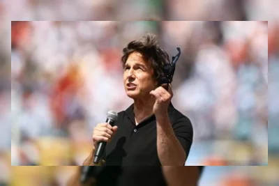 Suri Cruise Resmi Hapus Nama Tom Cruise dari Identitasnya