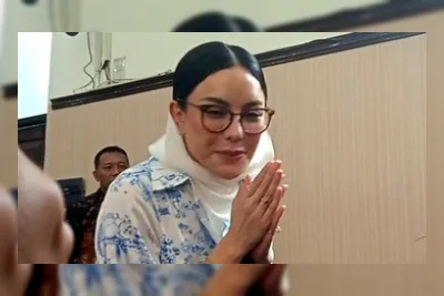 Pengacara Bantah Nikita Mirzani Pakai HP di Penjara