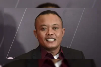 Jenguk Adzam yang Dirawat, Sule Doakan Rumah Tangga Nathalie Holscher dan Aripat