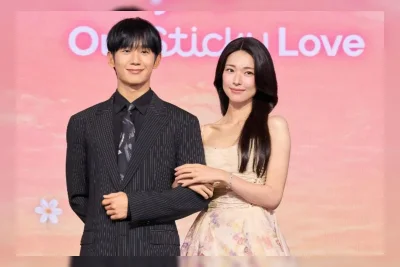 Jung Hae-in Bintangi Rom-Com Netflix 'Our Sticky Love' yang Manis dan Lengket
