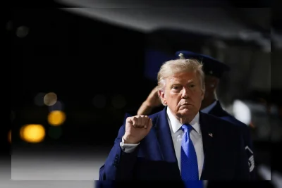 Trump Sebut Kesepakatan Buka Selat Hormuz Bisa Terjadi Rabu atau Kamis