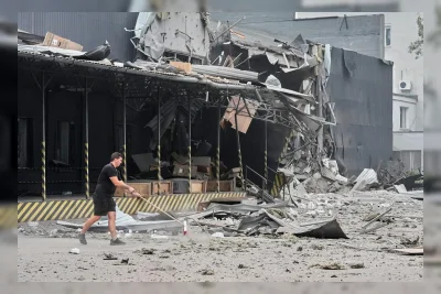 Serangan Rudal dan Drone Rusia di Wilayah Kyiv Tewaskan 15 Orang