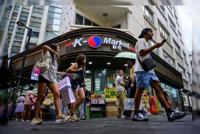 K-Food Jadi Oleh-Oleh Favorit Turis Asing di Korea