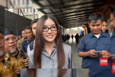 Kubu Sarwendah Pamer Dokumen Peringatan Bank soal Lelang Rumah